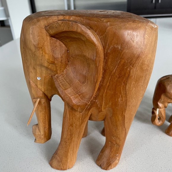 Wooden Elephants Figurines - Picture 4 of 4